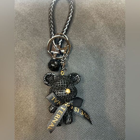 Black Bear Keychain with Braided Strap - Picture 6 of 6